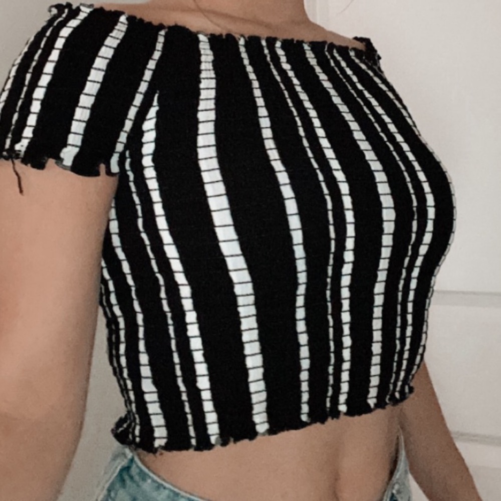 Kendal & Kylie Stripped Crop Top